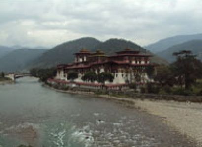 Bhutan Holiday Tour Packages 01