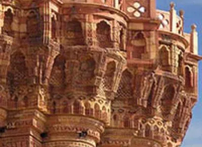 Shri Satya Sai Baba Darshan Tour