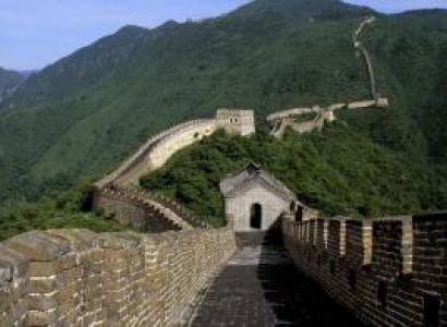 Jinshanling Great Wall Group Daily Tour Package