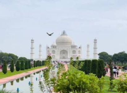 Classic Taj Mahal Tour