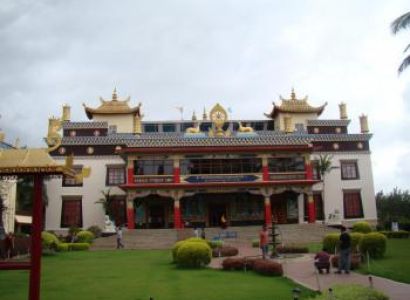 Amarnath Yatra By Helicopter Neelgrath-5n-6d Helicopter Package with Srinagar , Gulmarg & Pahalgam T