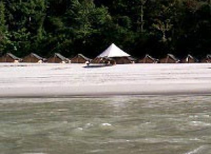 Combo : Raft and Trek Tour