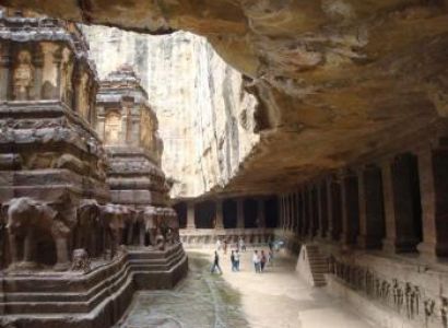Ajanta Ellora Caves with Aurangabad (3 Days Holidays) Package