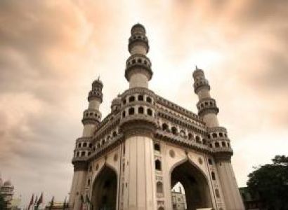 Central & South India Heritage Tour: (11 Days Holidays) Package