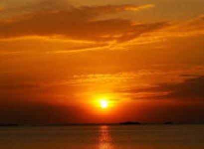 Rizal Monument and Manila Bay Sunset Tour