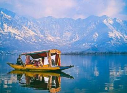 Amritsar, Vaishno Devi, Kashmir with Dudhpathri