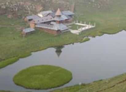 Manali-Prashar lake jeep Safari Tour