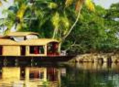 Kerala Honeymoon Package
