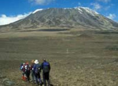 Climbing Mount Kilimanjaro via Machame Route Tour