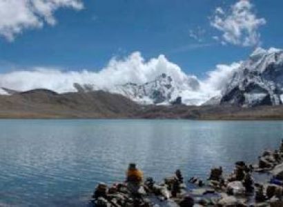 Gurudongmar Lake Tour