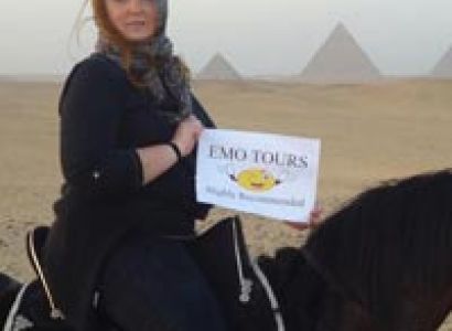 Day Tour Visiting Giza Pyramids, Sphinx, Valley Temple, Memphis and Sakkara