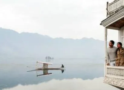 3 Nights / 4 Days Kashmir Package Image