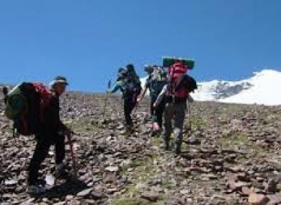Parangla – Chamser Kangri Trek Tour