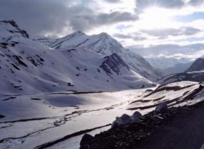 Delhi Manali Delhi Volvo Package