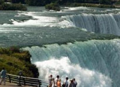 City Break Niagara Falls Getaway Tour
