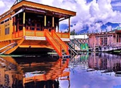 Amritsar - Srinagar - Gulmarg - Sonmarg - Pahalgam - Jammu Tour