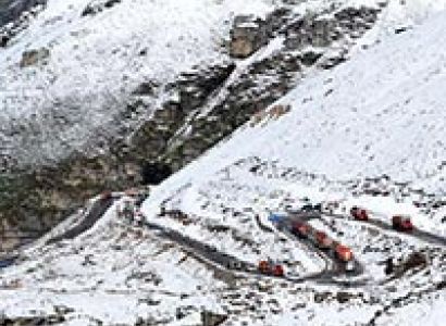 Manali - Rohtang Pass - Naggar Tour