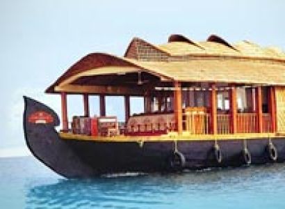 Lifetime Alleppey Boathouse Honeymoon Tour package