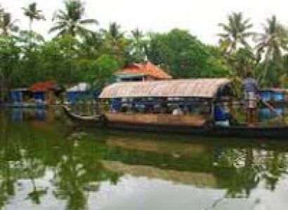 Essence of Kerala Tour