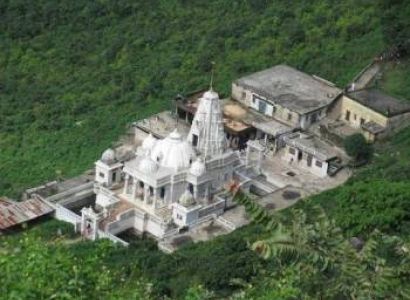 Sammet Shikharji Yatra with Panch Trithi Tour