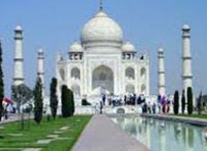 Taj Mahal With Khajuraho