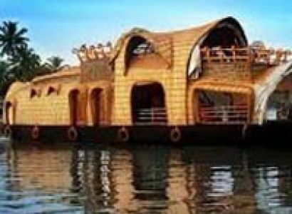 Houseboat Honeymoon Tour