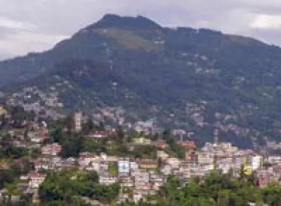 08 Nights 09 Days – Kalimpong (1 Night), Gangtok (2+1 Nights), Lachung (2 Night), Darjeeling (2 Ni