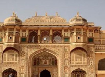 Delhi–Jaipur–Chittaurgarh–Udaipur–Kumbalgarh–Jodhpur–Jaisalmer–Bikaner–Mandawa