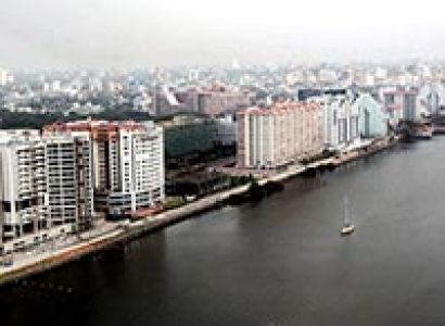 Ernakulam - Munnar - Thekkady - Alleppey (Honeymoon Package)