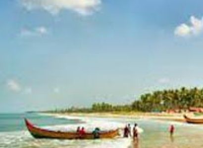 Kerala Beach & Monuments Tour Package)