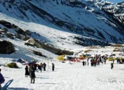 Hampata Pass trek with chandertal Tour