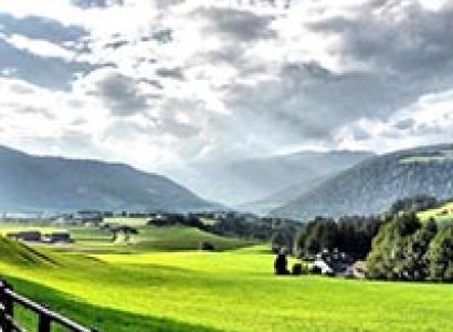 Captivatiing Kashmir Tour