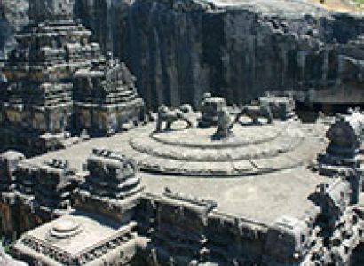 Ajanta Caves - Ellora Caves - Ghrishneshwar Tour