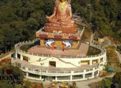 North East Delight with Pelling Tour