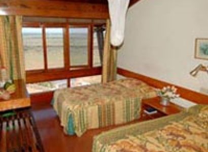 Three Days Tsavo East & Salt Lick Safari tour