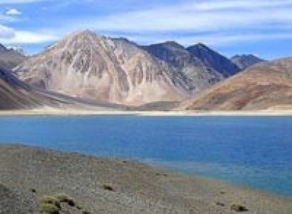 Rumtse Tsomoriri Trek Tour