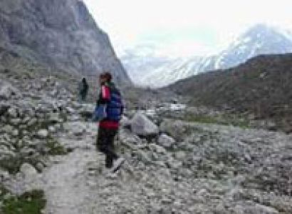 Bashleo Pass Trek