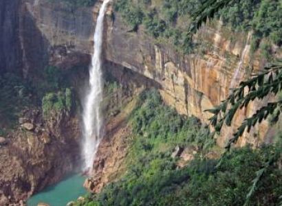 Guwahati, Shillong, Cherrapunjee, Kaziranga Package