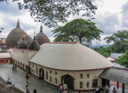 Guwahati, Bomdila, Tawang, Kaziranga, Shillong, Cherrapunji Tour