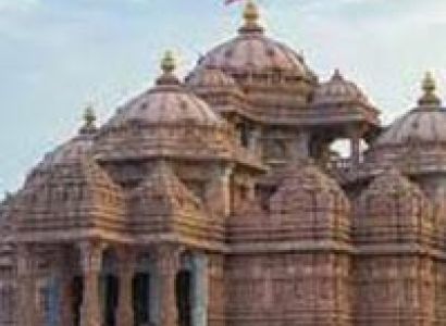 Taj Mahal - Mathura Tour