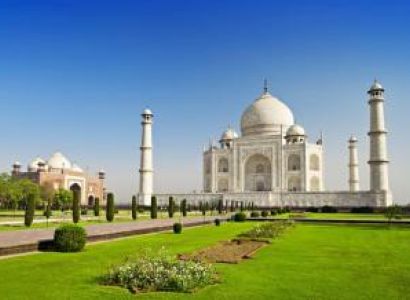 Taj Mahal Luxury Tour from Delhi Package