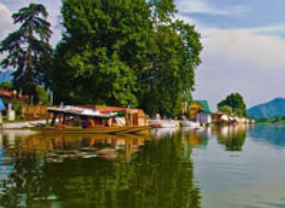 Houseboat in Srinagar, Nagin Lake