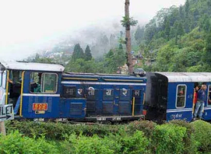 Toy Train Tour Package