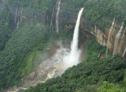 Short Escape to Saputara Package