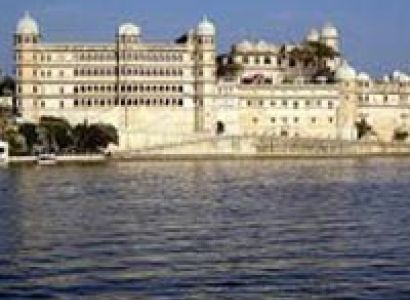 Exciting Jaipur Udaipur Family Tour Package