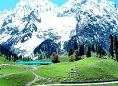 Kashmir Hoenymoon Tours Package