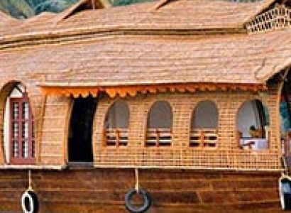 Honeymoon Houseboat Package