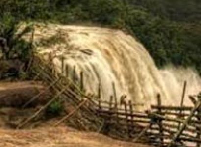 Magical Athirapally With Munnar Tour