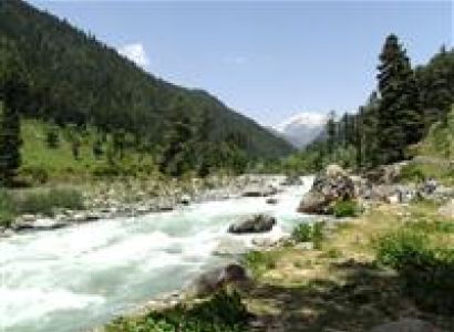 Idyllic Kashmir & Vaishnodevi Tour Package