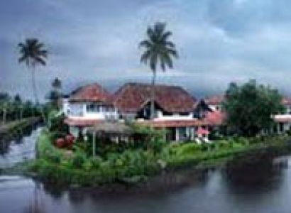 Kerala Backwater Tour With Alleppey